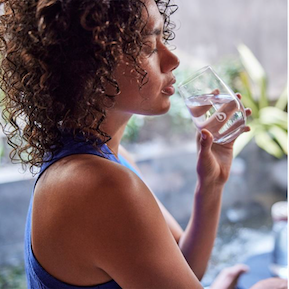 Wasser und Wein: Wie Wasser den Wein verändert